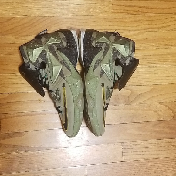 Nike Other - Mens Nike  Lebron 13 size 11.5